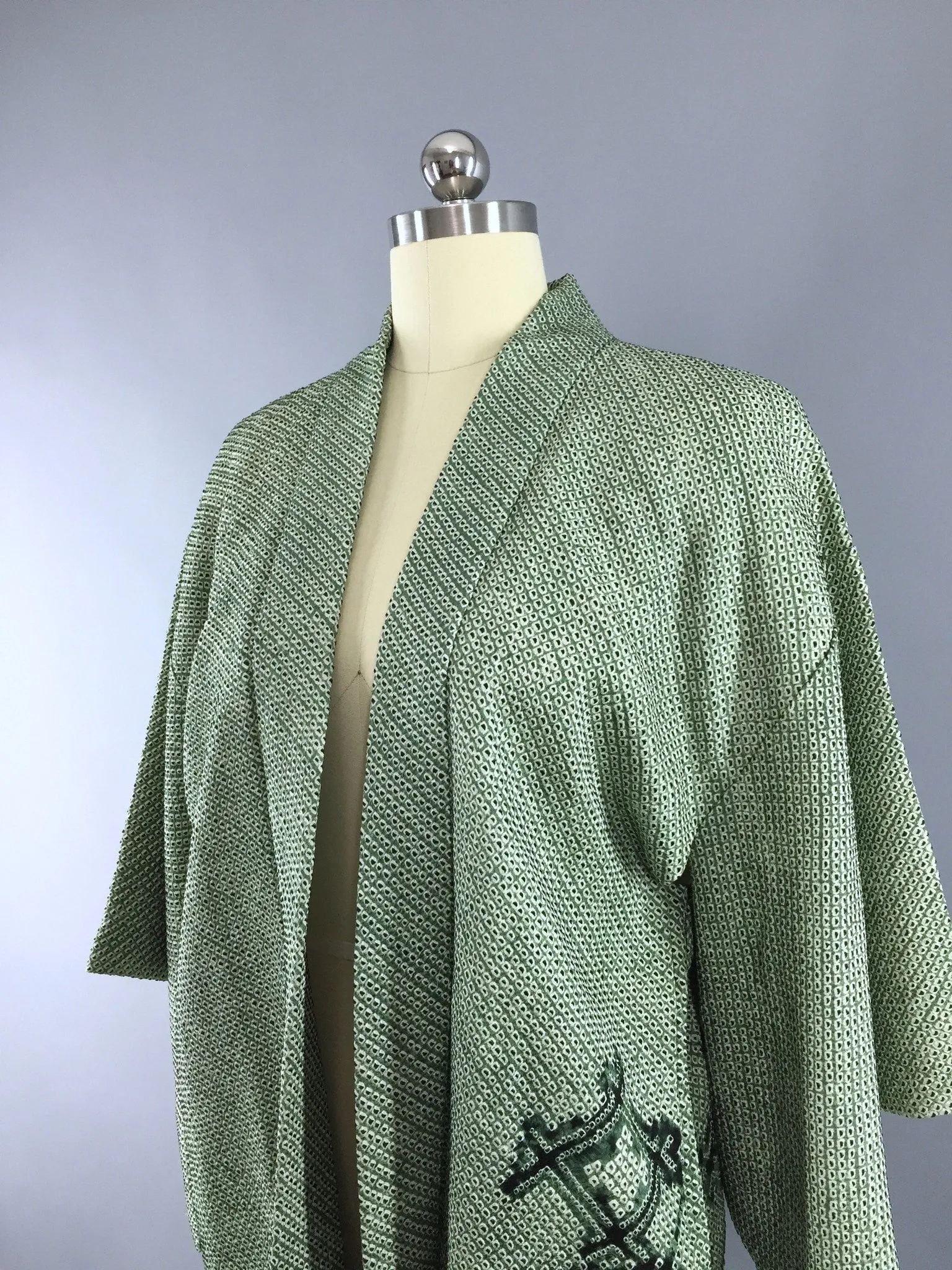 1960s Vintage Silk Haori Kimono Cardigan Jacket with Dark Forest Green Shibori