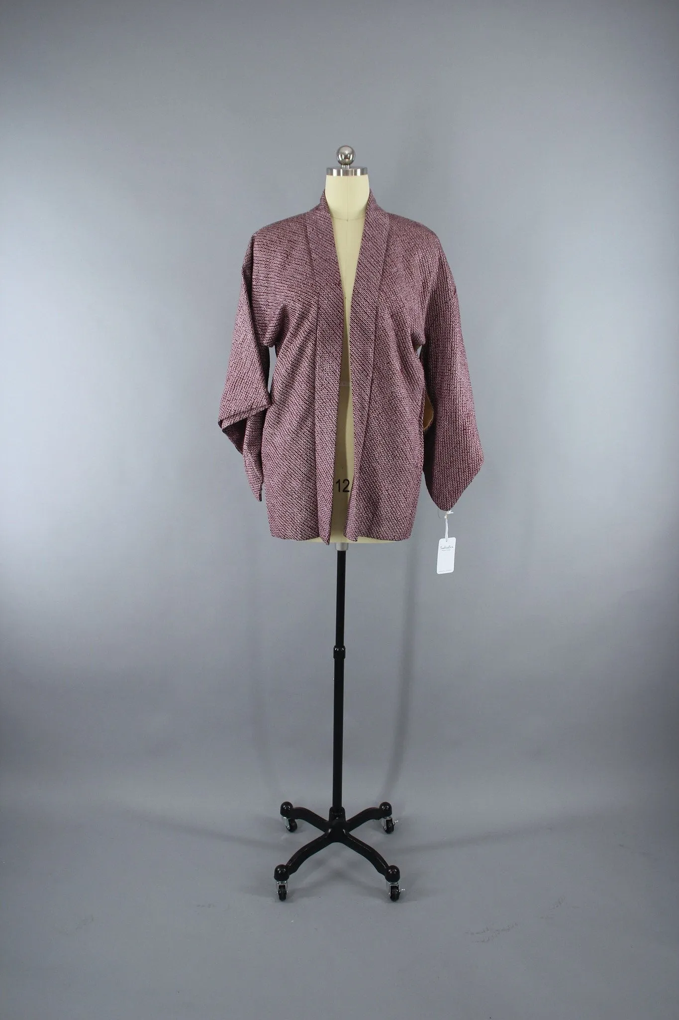 1960s Vintage Silk Haori Kimono Jacket with Purple Shibori Floral Pattern
