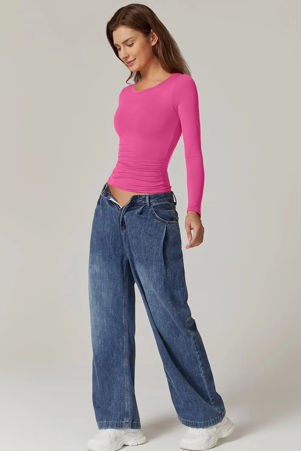QINSEN Womens Crewneck Long Sleeve Shirt Double Lined Basic Tees Side Ruched Going Out Crop Tops
