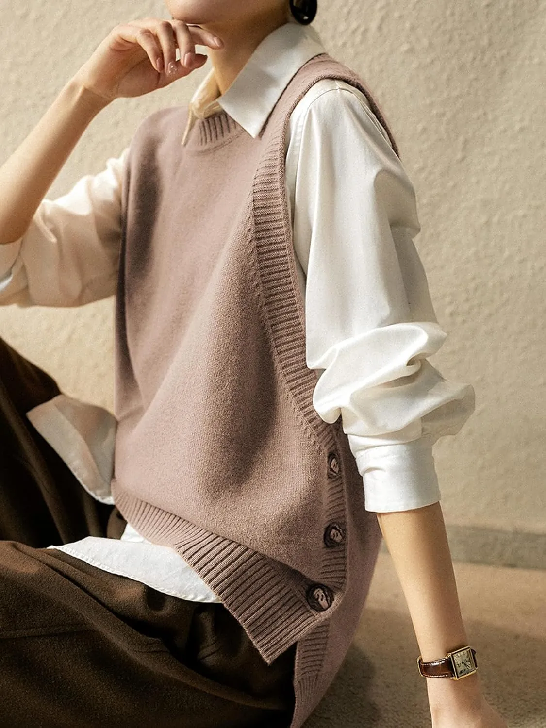 Wowcarbazole Women's Sleeveless Sweater Vest Casual Crew Neck Ribbed Knit Pullover Tops Loose Fit Full Clothes